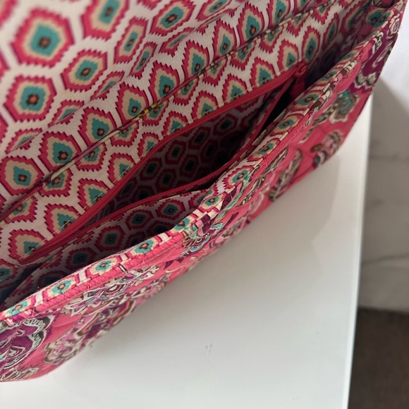 VERA BRADLEY - PINK/MULTICOLOR PAISLEY SHOULDER BAG PURSE - Picture 8 of 8